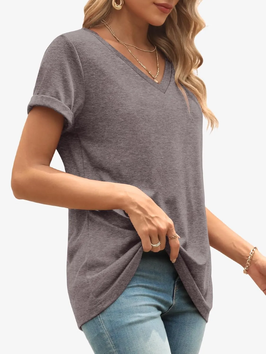 ATHMILE T Shirts Short Sleeve V Neck Tees for Women Fashion Tops Trendy Lightweight Casual Summer Outfits Clothes 2025 Beach